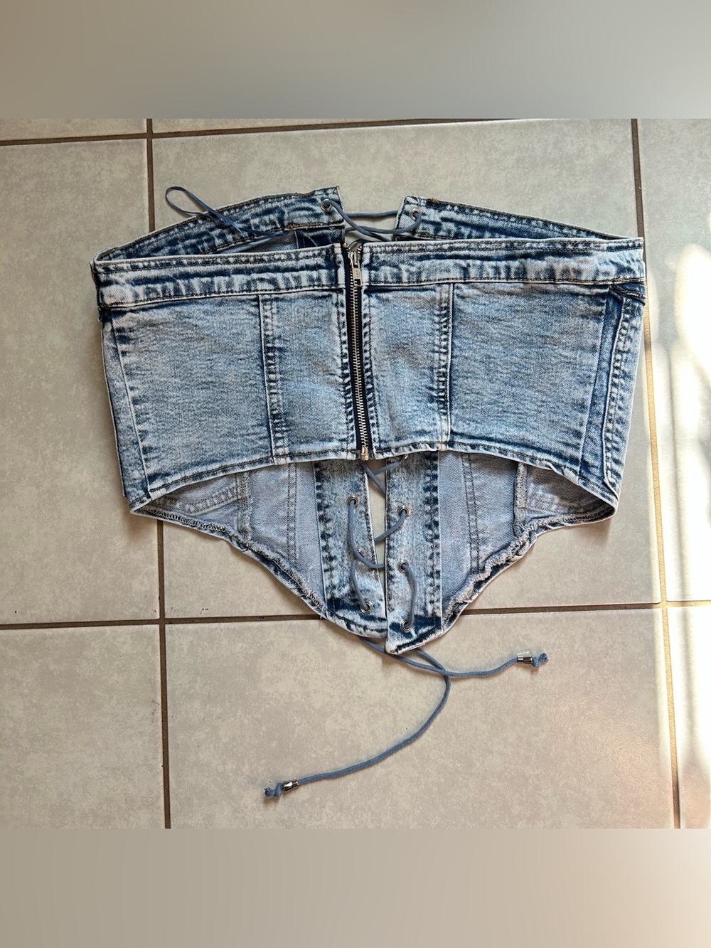 Akira TIED UP DENIM CORSET - Picture 5 of 8